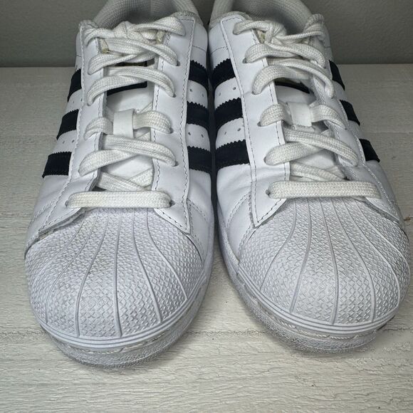 Adidas Originals Superstar Low Top Sneakers Shoes White Black Size Women 6/Men 5 - Picture 4 of 10